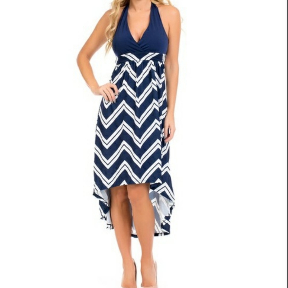 NWOT Navy and white chevron print halter dress.